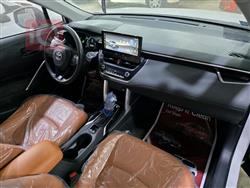 تۆیۆتا کۆرۆلا کرۆس